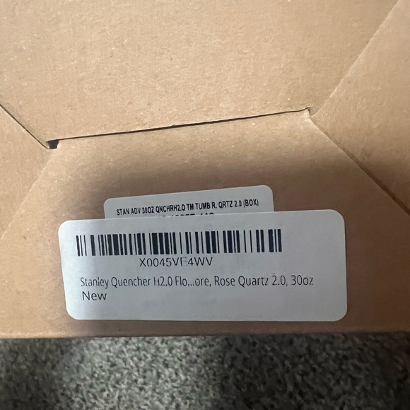 Stanley Quencher H2.0 Tumbler Rose Quartz - Picture 5 of 5